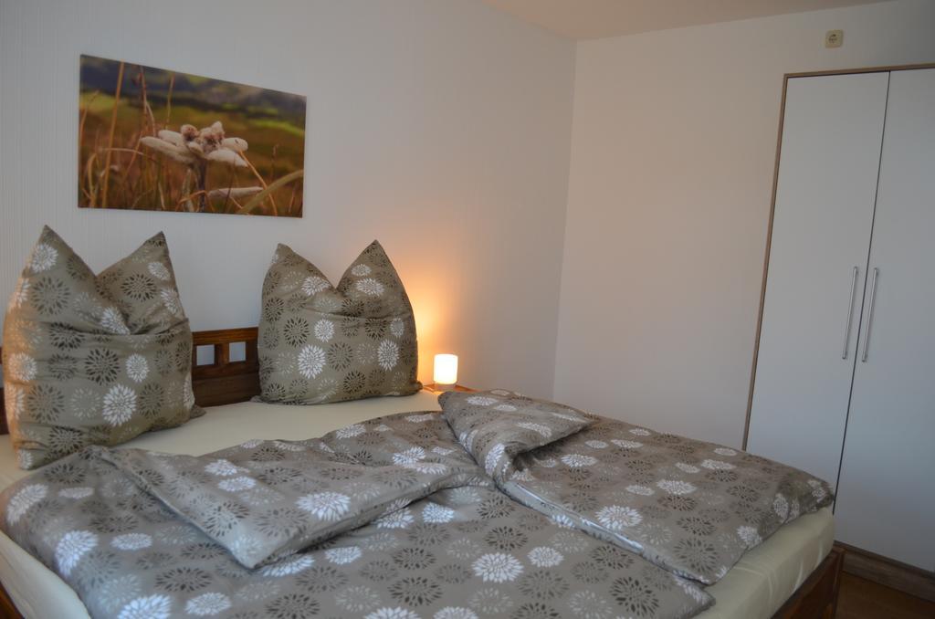 Ferienwohnung Edelweiss Бад Вилснак Стая снимка